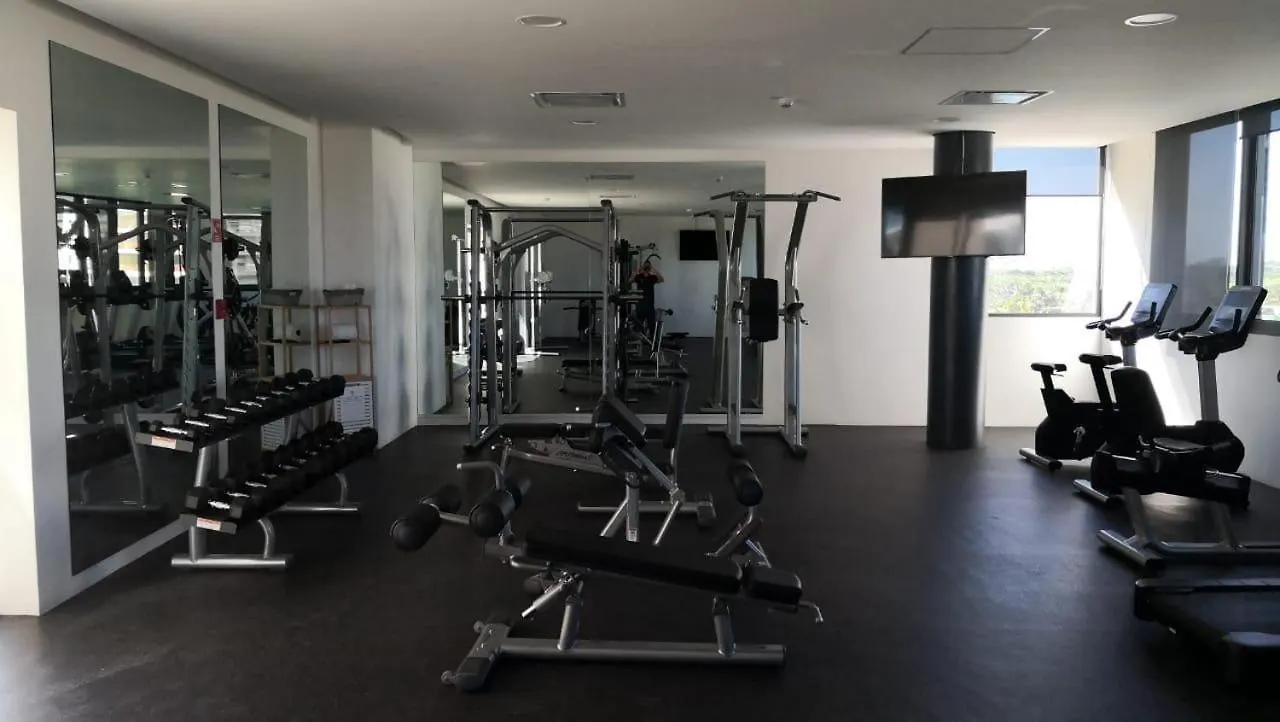 2 Bedroom Apartment In Marina Condo Cancún